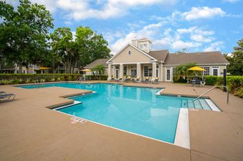 Spacious Outdoor Pool